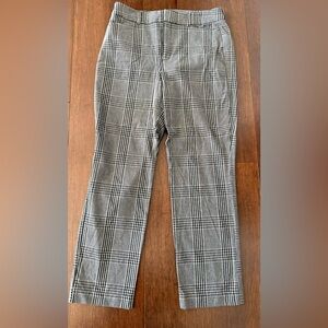 Old Navy High Rise Pixie Straight Pants